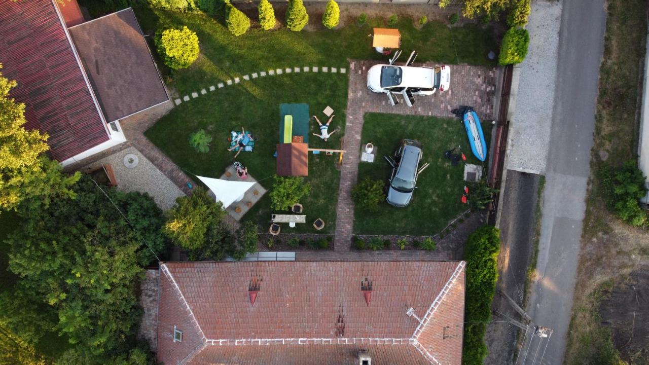 Harmonia Paraszthaz Es Apartman Poroszló Exterior foto